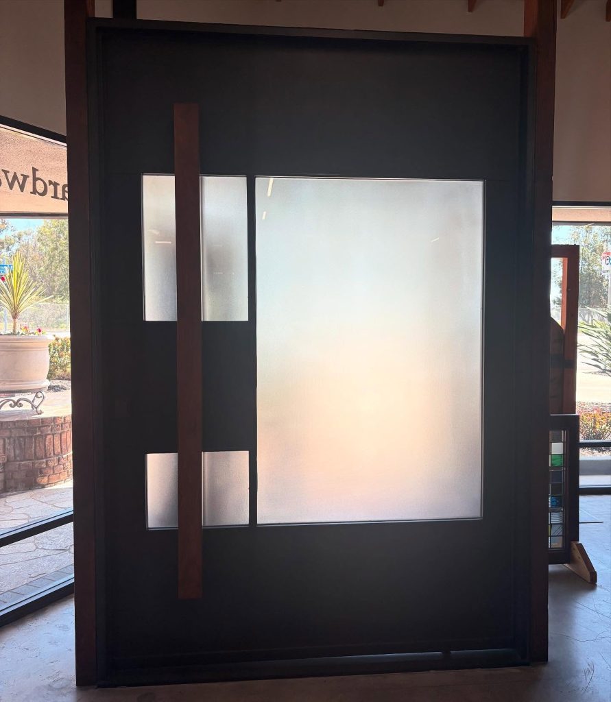 metal-pivot-door